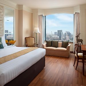 Suite executive